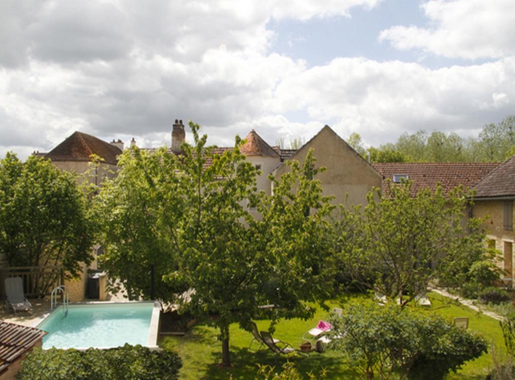 Cote-Serein - Les Chambres Du Clos-Malo Noyers Ruang foto